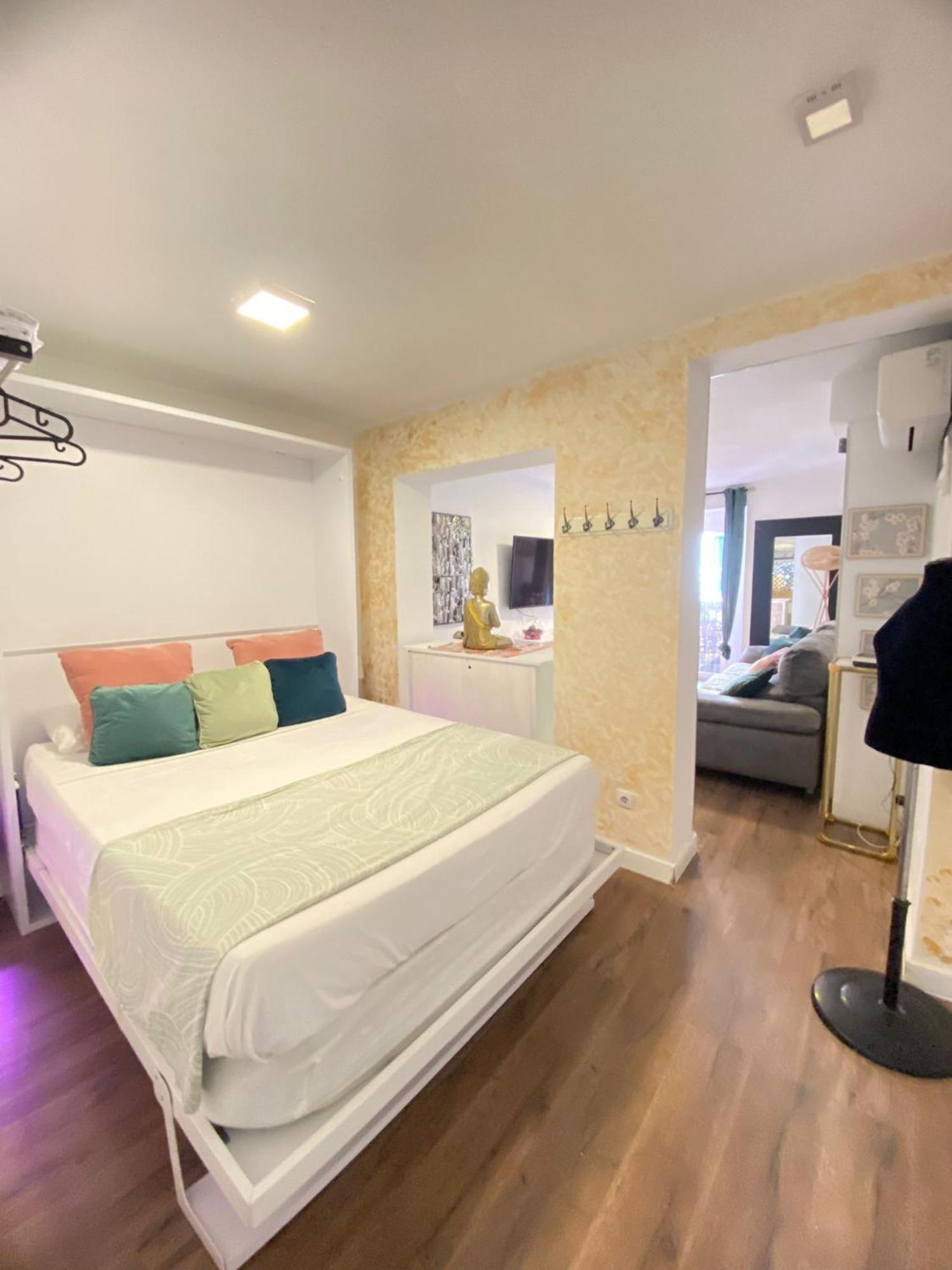Apartamento Delux Madrid Buitenkant foto